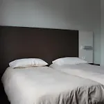 La Hourquie Cafe Hotel 2*