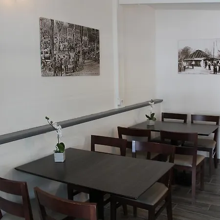 Ξενοδοχείο La Hourquie Cafe