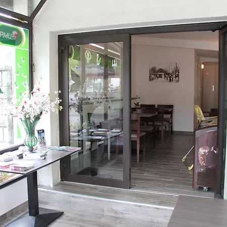 La Hourquie Cafe
